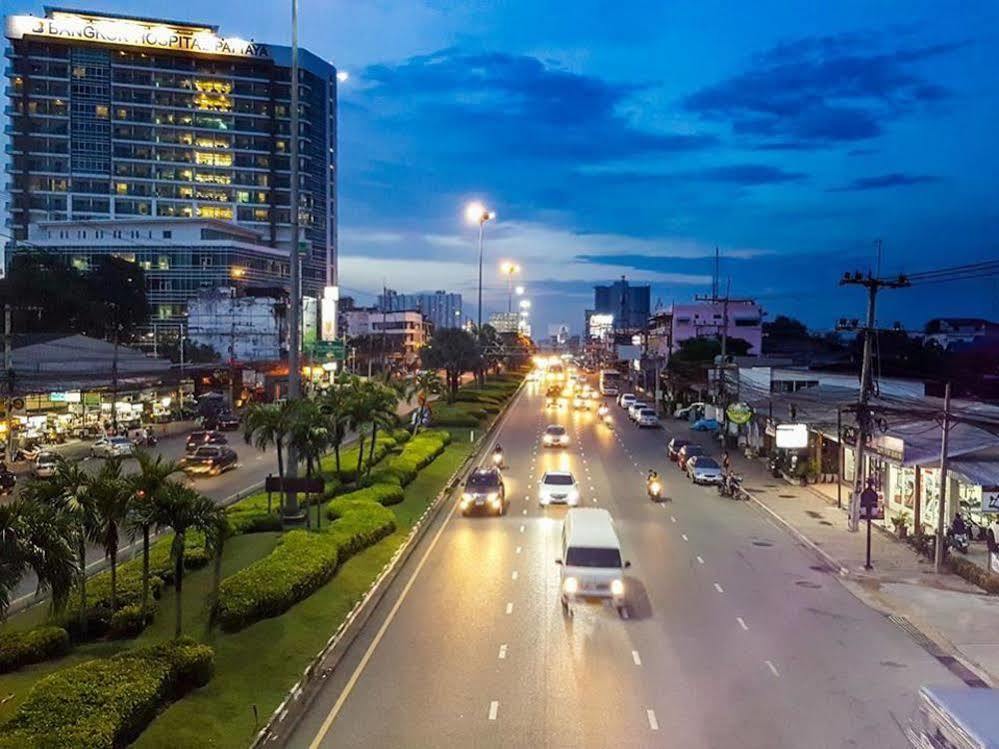 Pc Place Pattaya Luaran gambar